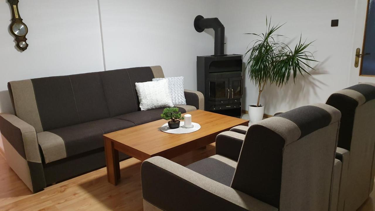 Apartmány Anna Bešeňová Kültér fotó
